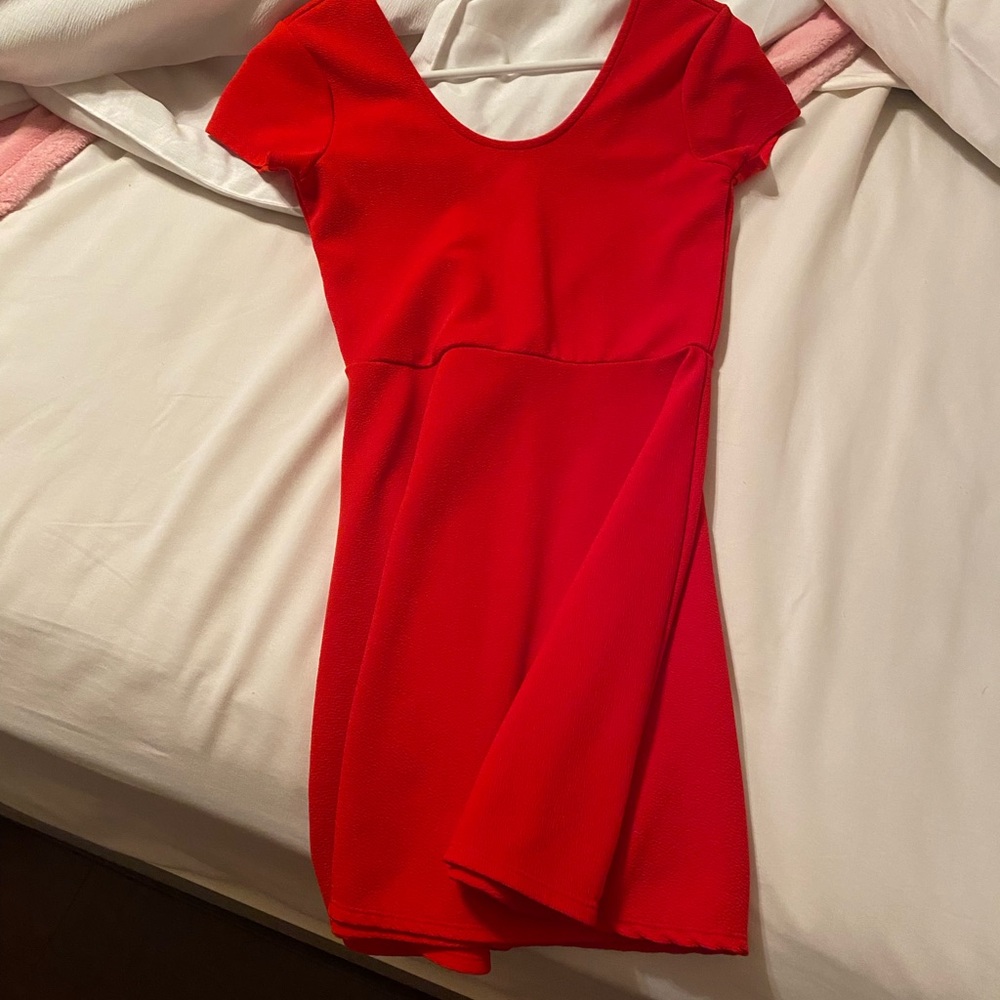 Red Dress - Picture 2 of 6